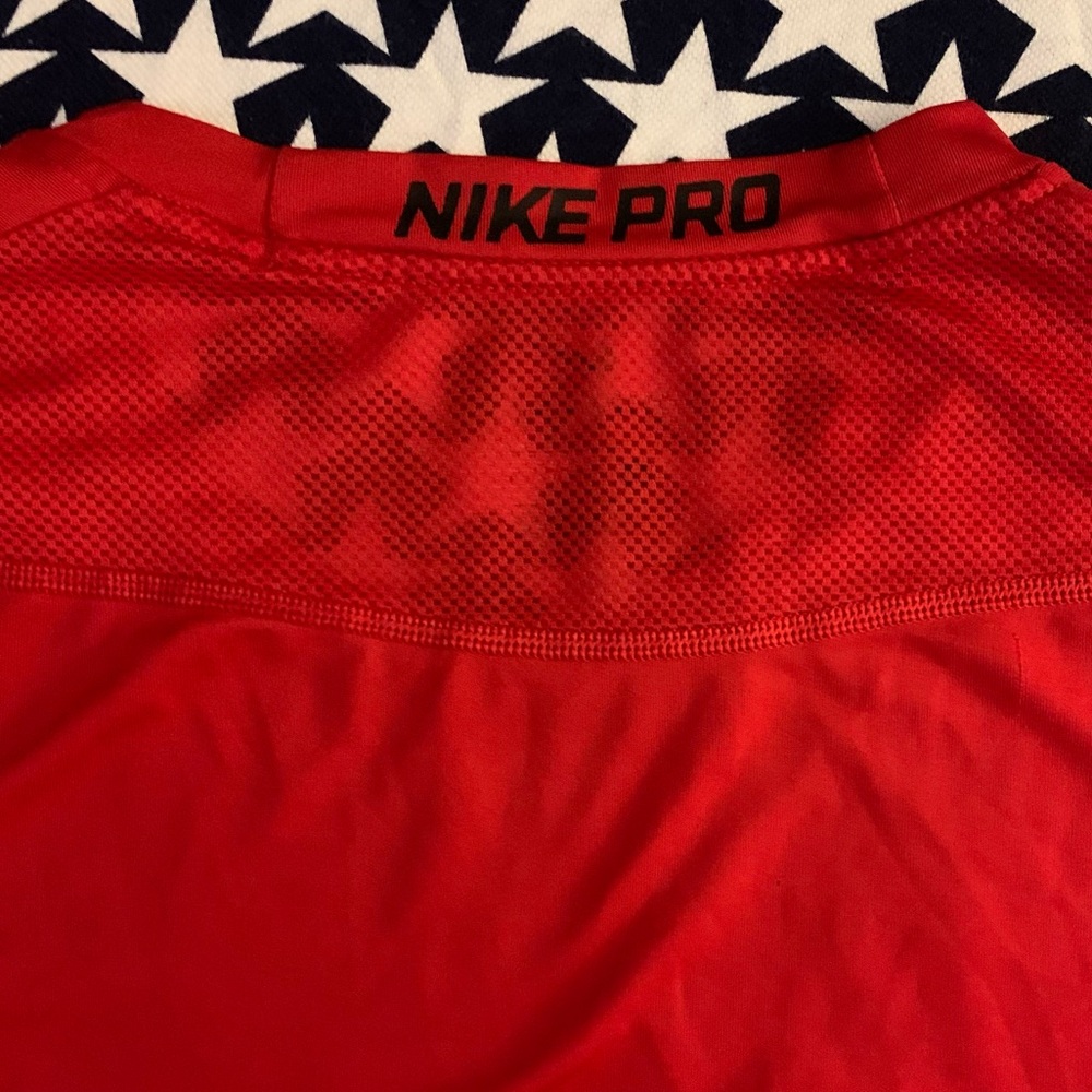NIKE PRO SS Dri-Fit Polyester Tee - Picture 6 of 6